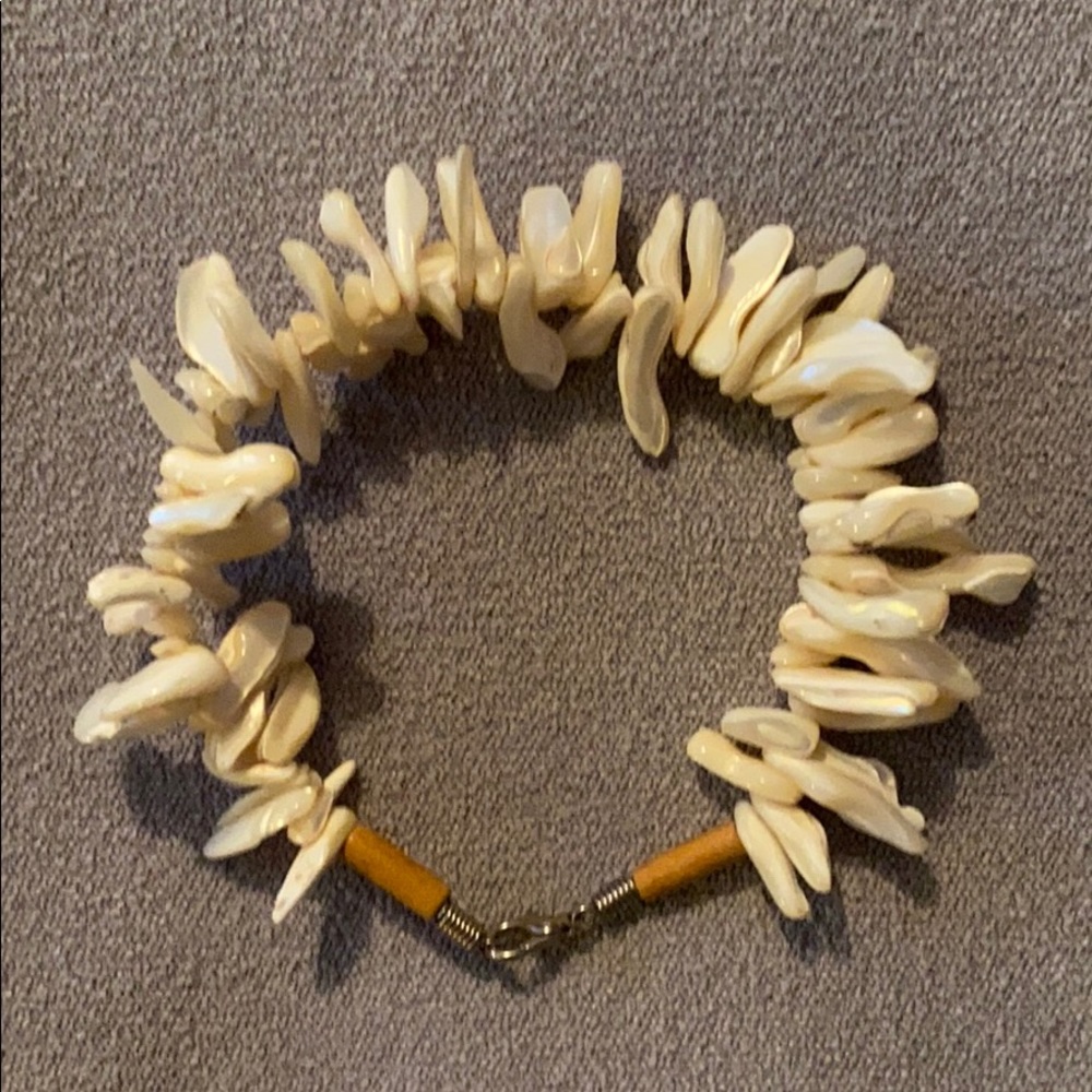 Shell Bracelet/Anklet - Picture 3 of 3